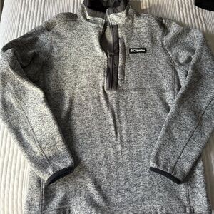 Men’s Columbia pullover medium